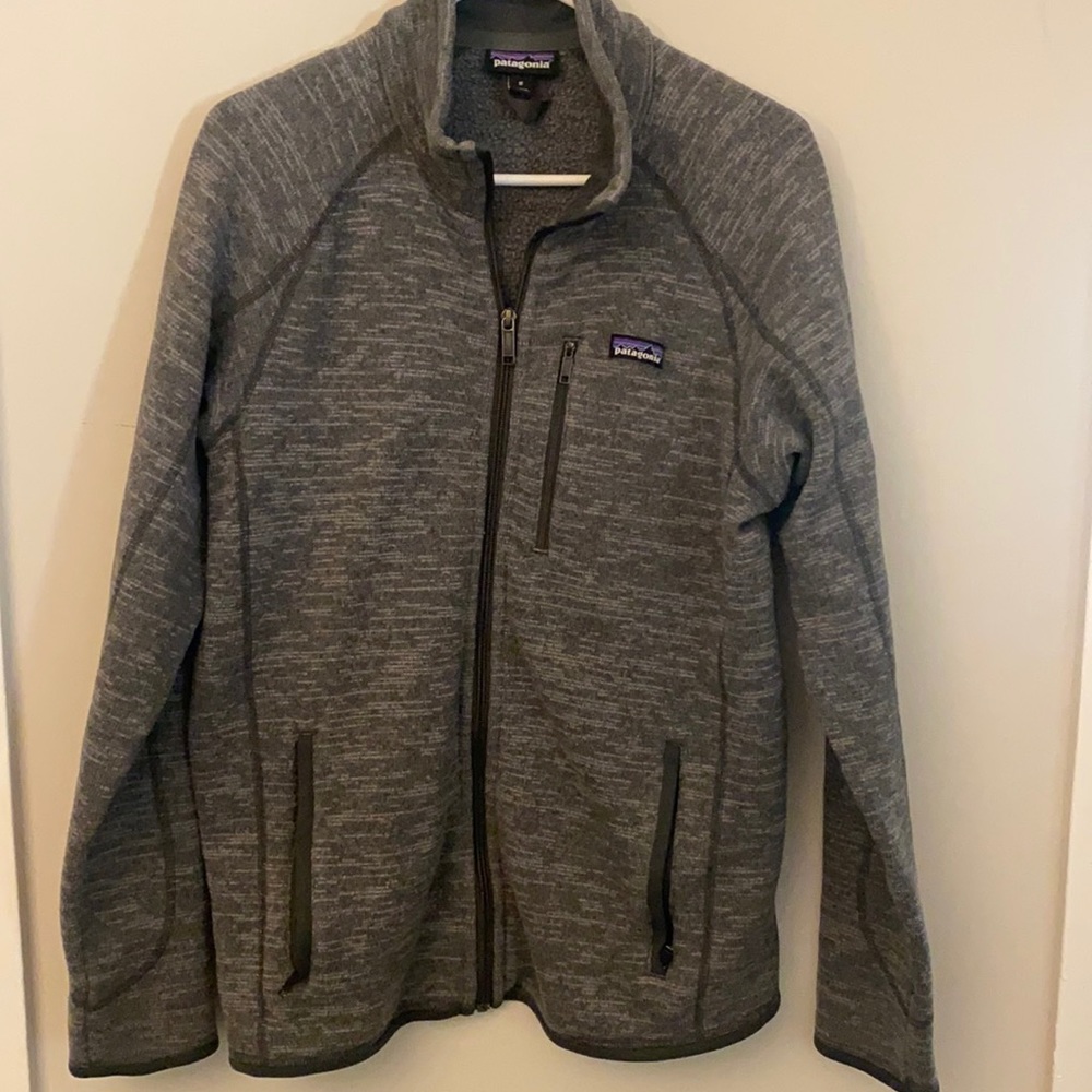 Men’s zip-up Patagonia jacket